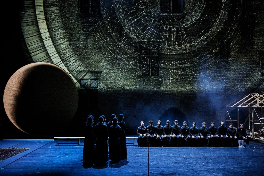 Le Moine noir, Kirill Serebrennikov, 2022, © Christophe Raynaud de Lage / Festival d'Avignon